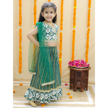 Girls Ethnic Motifs Printed Ready to Wear Cotton Lehenga & Blouse With Dupatta