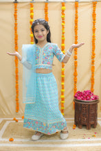 Girls Blue Floral Printed Ready to Wear Cotton Lehenga & Blouse With Dupatta