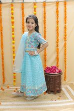 Girls Blue Floral Printed Ready to Wear Cotton Lehenga & Blouse With Dupatta