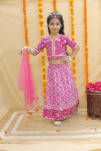 Girls Pink Floral Printed Ready to Wear Cotton Lehenga & Blouse With Dupatta