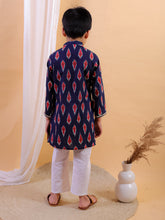 Red pure cotton printed kurta with pajama