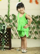 Green pure cotton top with shorts