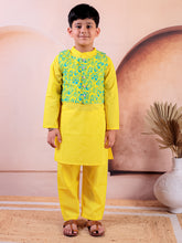 Siblings Yellow Pure Cotton Printed Kurta Pyjama With Jacket