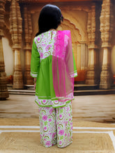 Green Cotton Printed Kurta Pyjama Set With Dupatta